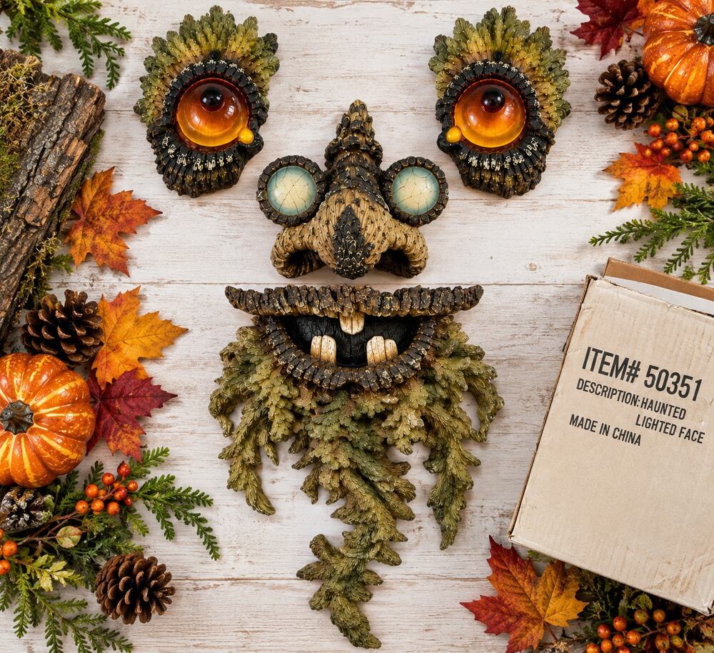 Vintage 2004 Haunted Lighted Tree Face Halloween Decor 4 Piece Set